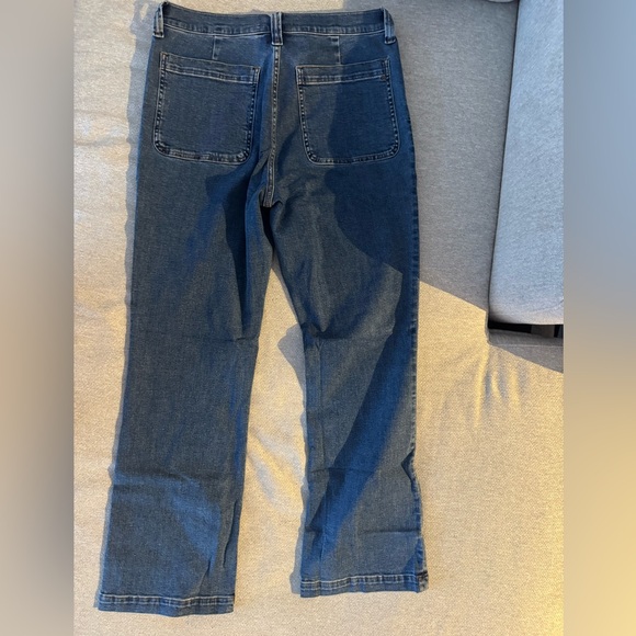 Madewell Blue kick out leg Jeans - Picture 3 of 4